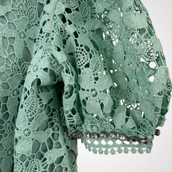 Ladies Full Lace Blouse Size L Green Puff Sleeves V-Neck Rhinestone applications - Picture 12 of 14